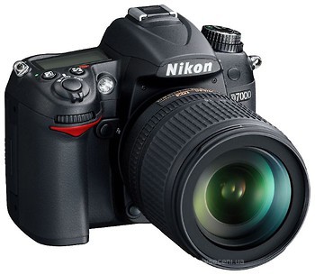 Фото Nikon D7000 Kit 18-140