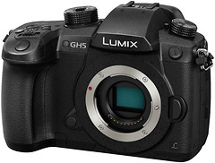 Фото Panasonic Lumix GH5 Body