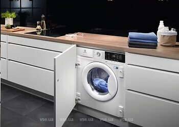 Фото Electrolux EWN7F447WI