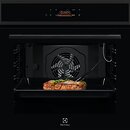 Фото Electrolux EOE8P39H