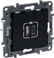 Фото Legrand Розетка Niloe Step (863540)