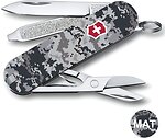 Фото Victorinox Classic SD (0.6223.3_W3943pw)