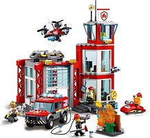 Фото LEGO City Пожарное депо (60215)
