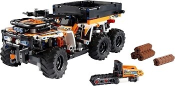 Фото LEGO Technic Внедорожный грузовик (42139)