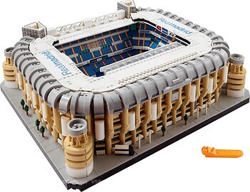 Фото LEGO Creator Expert Сантьяго Бернабеу - Стадион ФК Реал Мадрид (10299)