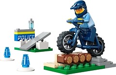 Фото LEGO City Мототренировка полиции (30638)