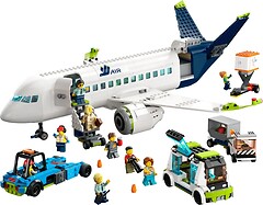 Фото LEGO City Пассажирский самолет (60367)