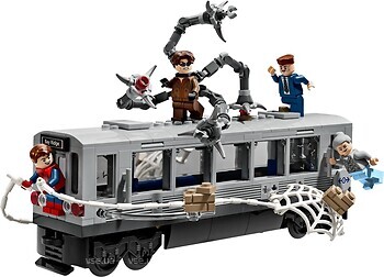 Фото LEGO Marvel Человек-паук против Дока Ока: Сцена в метро (76321)