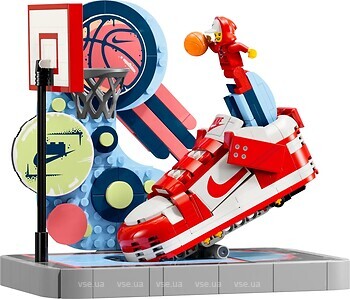 Фото LEGO Nike Dunk Trickshot (43021)