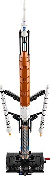 Фото LEGO Technic Ракета с системой космического запуска NASA Artemis (42221)