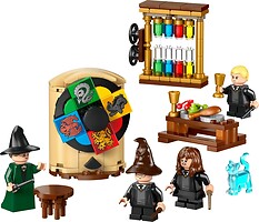 Фото LEGO Harry Potter Замок Хогвартс: Церемония распределения по факультетам (76460)