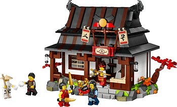 Фото LEGO Ninjago Кузница «Четыре оружия». 15-я годовщина (71858)