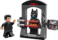 Фото LEGO Batman Брюс Уэйн и костюм Бэтмена (30726)