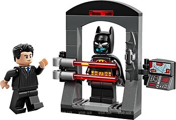 Фото LEGO Batman Брюс Уэйн и костюм Бэтмена (30726)