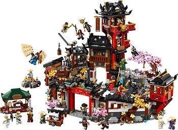 Фото LEGO Ninjago Старый город. 15-я годовщина (71861)