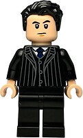 Фото LEGO Super Heroes Bruce Wayne - Black Suit with Dark Blue Tie (sh1114)