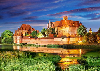 Фото Castorland Замок Мальборк (C-103010)