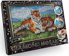 Фото Danko Toys Diamond mosaic Алмазная живопись (DM-01-07)