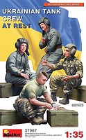 Фото MiniArt Украинский танковый экипаж на отдыхе (MA37067)
