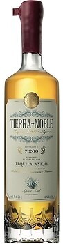 Фото Tierra Noble Anejo 0.7 л