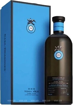 Фото Casa Dragones Anejo 0.75 л в подарочной упаковке