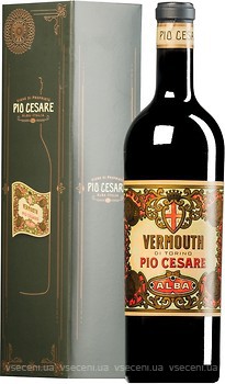Фото Pio Cesare Vermouth Di Torino Rosso красный сладкий 0.75 л в упаковке